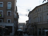 In fondo: l'Arco D'Augusto