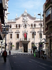 Fachada de la Universidad de Murcia