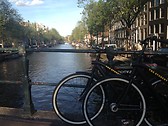 A stereotypical tourist's photo of an Amsterdam canal
