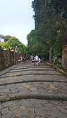 Camino para llegar a la Plaza Miguel Ángel