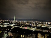 Ethan Zürich by night