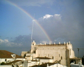 Igreja Sao Francisco com arco-íris