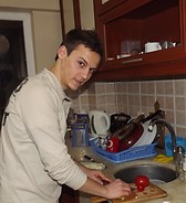 Makin' Holly Crepe :))