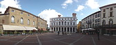Panorámica plaza (Città Alta)