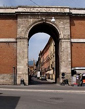Porta Reale