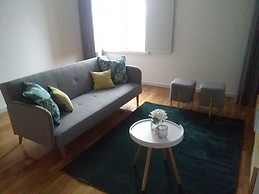 Apartamento com um quarto, centro histórica de Braga disponivel 09/2021