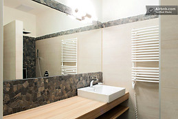 MODERN, RENOVATED FLAT RIGHT NEXT TO THE OPERA