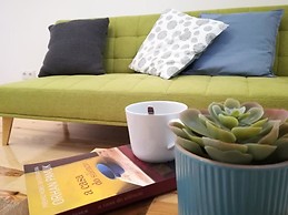 Lisbon Stylish Sky View Studio Peaceful surrounded