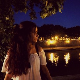 Maria Ruiz