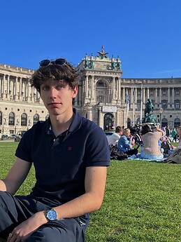 Héctor Perles Llobell