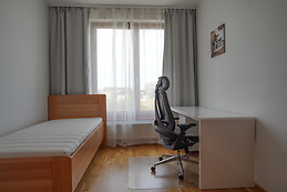 Prague, Room for rent, Metro C Pankrac, wider center, luxury fla