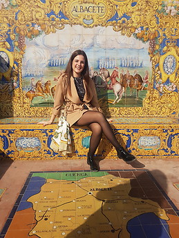María Almendros González