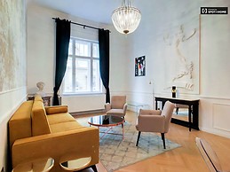 1-bedroom apartment for rent in Palace District