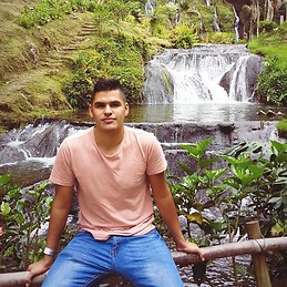 Ronald Ríos Santacruz