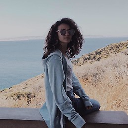 Στέλλα Καραγιώργου