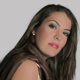 Almudena López