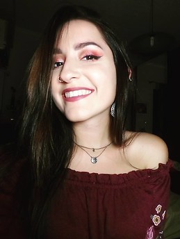 Άντζελα Τριβόλα