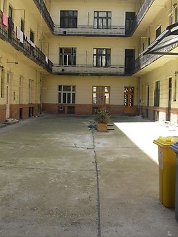 Spacious 3 bedroom apartment in Budapest