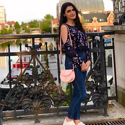 Nahal Hosseinpoursanati