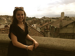 Laura Hamelin