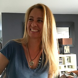 Leonor  Elias
