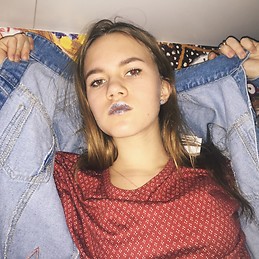 Варя Годовикова