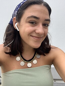 Candela De Saint Blanquat