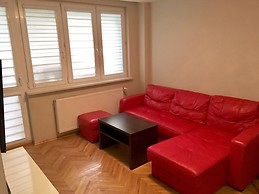 2 rooms apartment next to the Branicki Park (nearby Medical Univ