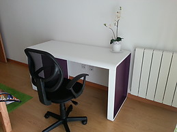 2 Rooms for rent at 7 Minutes(walking) from the University - Min