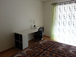 2 Rooms for rent at 7 Minutes(walking) from the University - Min