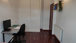 Double bedroom in cossy attic