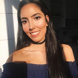 Júlia Moreira