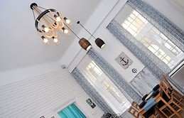 Stylish 2-bedroom apartment for rent in central Terézváros