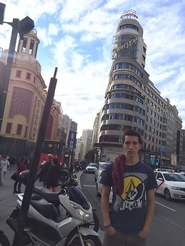 Alberto Cigales Yáñez