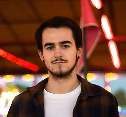 Adrián Marinero García