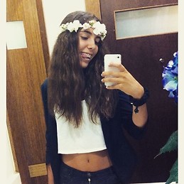 Ana Familiar