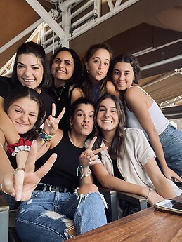 Lucia Ls