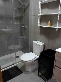 3 habitaciones en piso compartido. Zaragoza. España