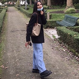 Andrea Vázquez-Palacios Crespán