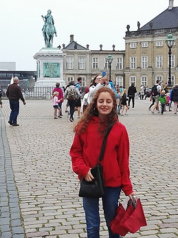 Flor-Maria Roggenbauch