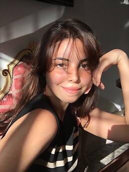 Yasmine Raji
