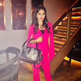 simran chaudhary