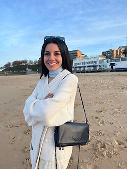 samantha vallines esquivel