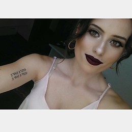 Éadaoin De Bork Bork