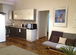 3BDR IN THE CITY CENTER- alexanderhugh92gmail/com