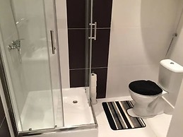 3BDR IN THE CITY CENTER- alexanderhugh92gmail/com