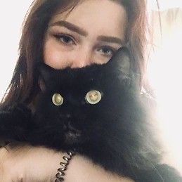 Лена Власова