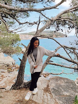 Alba Martinez-Bujanda