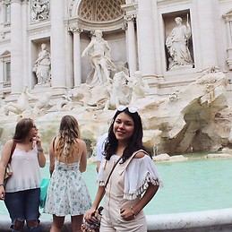 Dayana Flores Macollunco