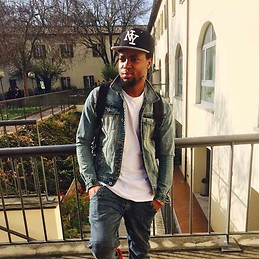 kodzovi tsevi ADJASSOU